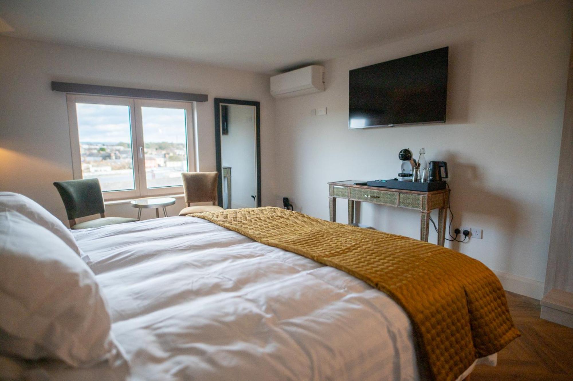 Kilkenny Suites Room photo